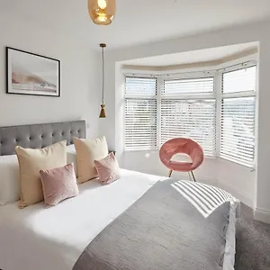 https://montrose-view.yorkshirehotels.net