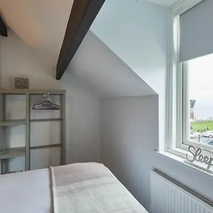 https://emerald-hideaway.yorkshirehotels.net